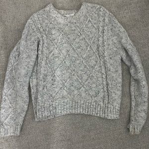 Time and tru sweater gently used